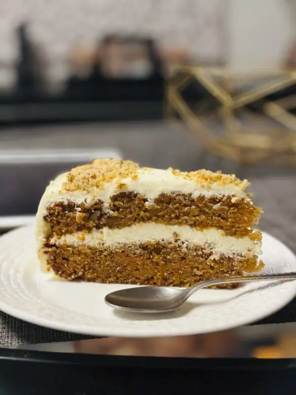 Tarta de zanahoria con crema de queso